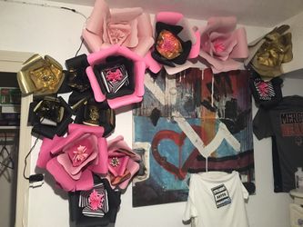 Paper flowers hot pink