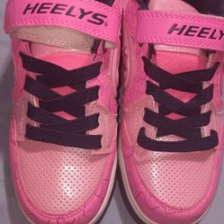 PINK HEELY'S