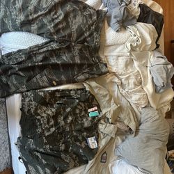 Snowboard / Ski Suit 
