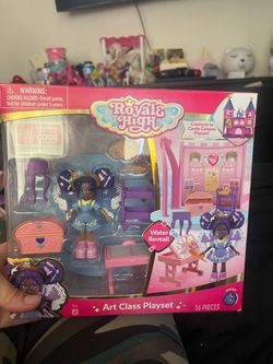 Royale High Art Class Playset