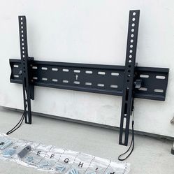 (New in box) $15 Tilt TV Wall Mount Bracket for 37-75” TVs, Max Weight 110 Lbs, VESA 600x400mm