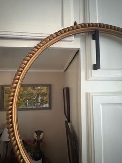 Antique Round Gold Rope Frame Wall Mirror