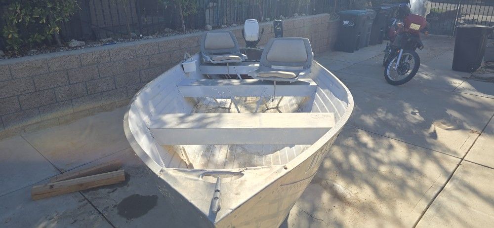 14 Ft Aluminum Boat (1951)