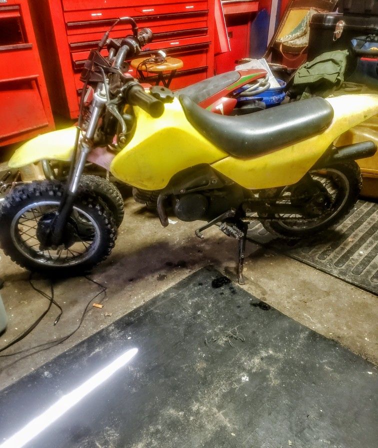 Suzuki 50