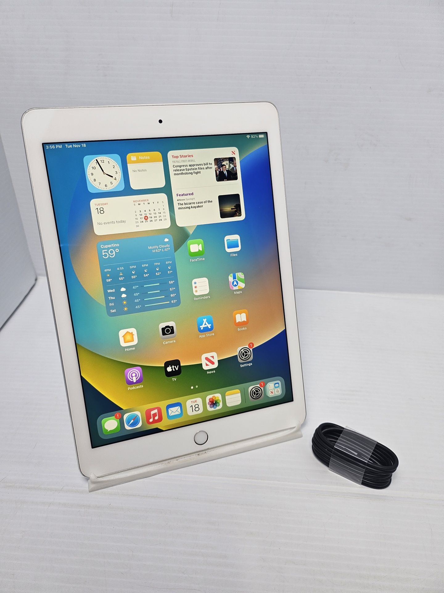 Apple iPad Pro 9.7” Tablet Silver