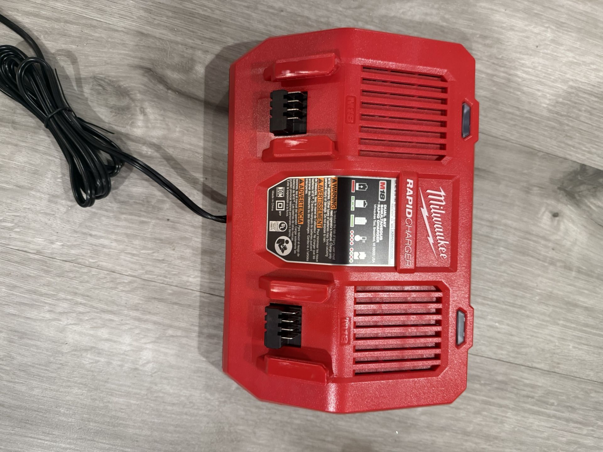 Milwaukee Dual Rapid Charger
