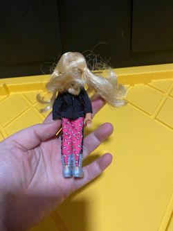Chelsea Winter Snow Fun Barbie Doll (missing hat