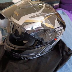Axk helmet
