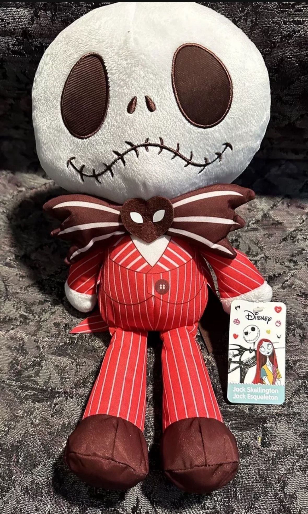2024 Disney Nightmare Before Christmas 16” Jack Skellington Valentine Plush Ne