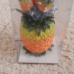 New Hawaii pineapple shape fruit pick up forks