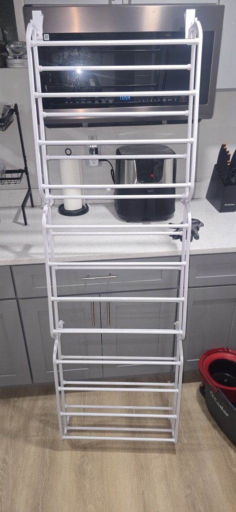 36 PAIR SHOES OVER THE DOOR RACK