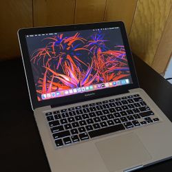 Apple MacBook Pro 13” I5/8GB/256GB SSD $140