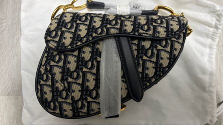 Blue oblique jacquard saddlebag