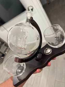 Glass alcohol ship container