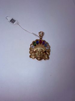 10KYG Stone Pendant