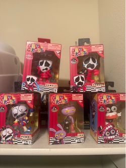 Digital Circus Vinyl figure lot