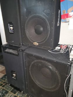 Speaker for dj or band