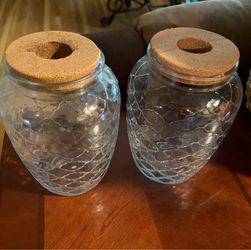 Pair of Honeycomb Pattern Glass Jars with Cork Lids. Read description 1st
