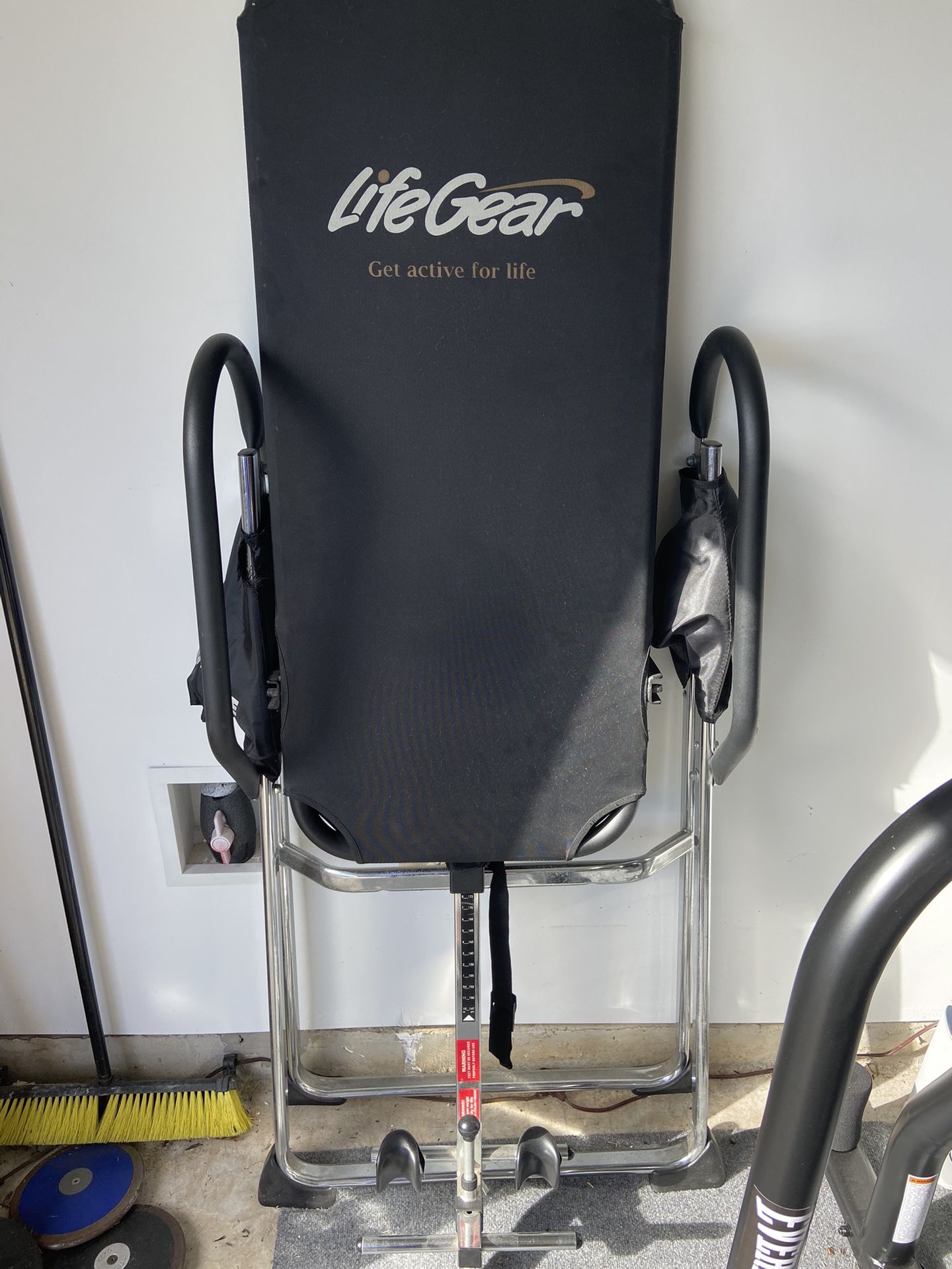 Life Gear Inversion Table