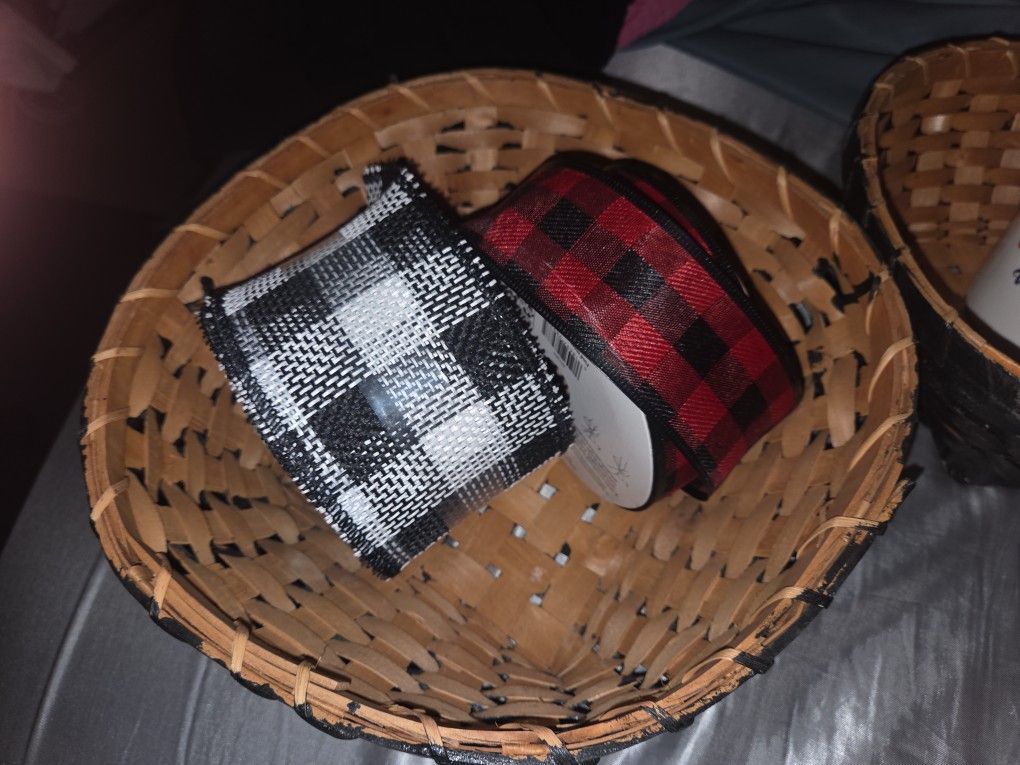 4" Wired Black/White Buffalo Plaid Burlap Ribbon 25 Yards And Red Plaid 2" By 30 Ft