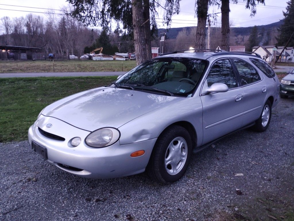 1997 Ford Taurus Wagon