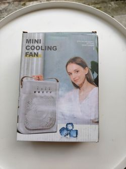 Mini Cooling Fan with Water Tank, 3 Speeds, Mist, 7-Color Night Light, Rechargeable