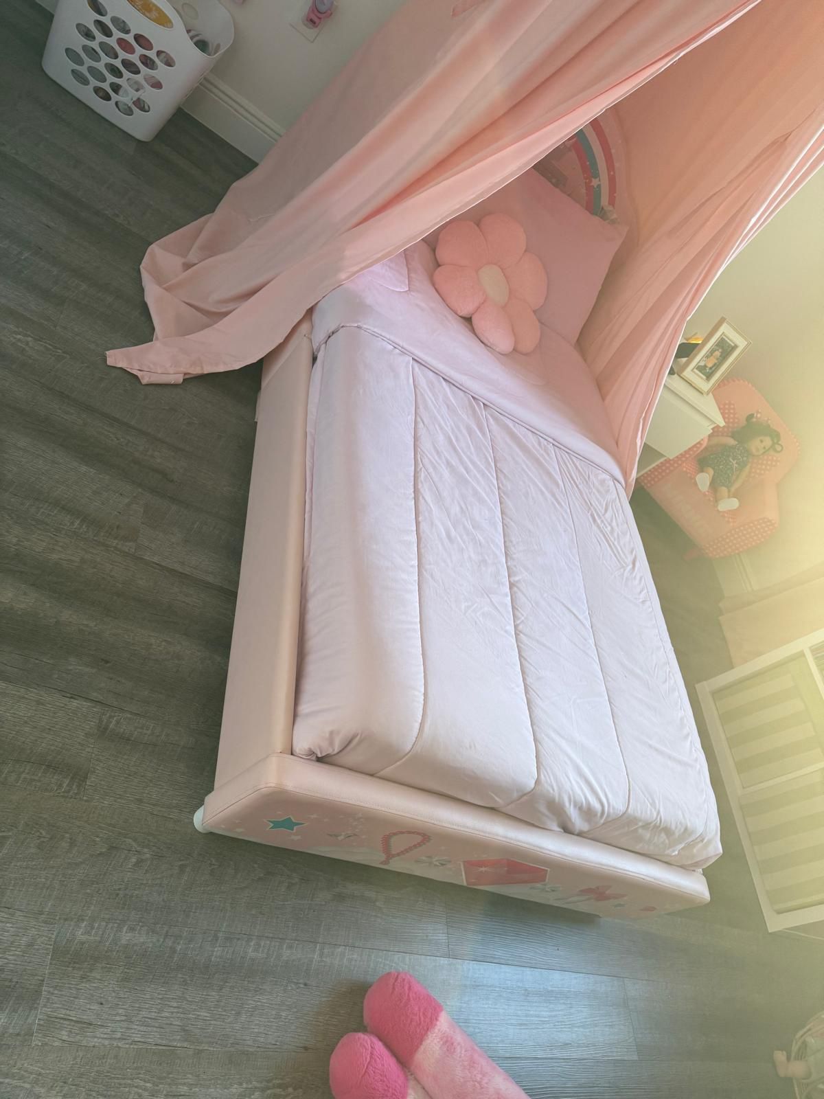 Bed Frame With Mattress And Cover Up