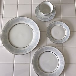 Oxford Bone China Set