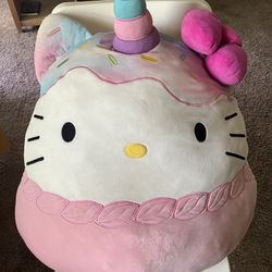 Hello Kitty Plushie Squishmallow 