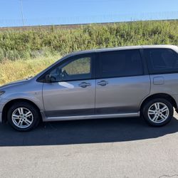 2006 Mazda MPV