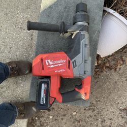 Milwaukee Hammer Drill 