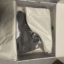  Jordan 5 Retro "Wolf Grey" Men's Shoes Size: M 9 / W 10.5