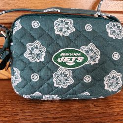VERA BRADLEY NY JETS CROSSBODY PURSE. NEW! 