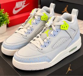 Jordan Spizike Low BG – Photon Dust / White / Volt