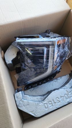 2026 gmc sierra elevation headlight
