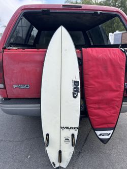 Surfboard Wilko F13 DHD 5 “6 “ inch width is 18 3/4 Thickness 23/16 Vol/liters 22.8