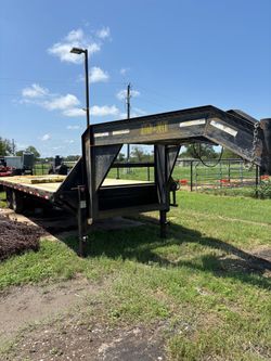 Gooseneck Trailer