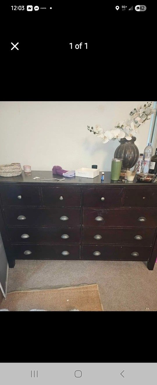 Mahogany Dresser 