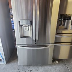 Lg French Door Refrigerator 
