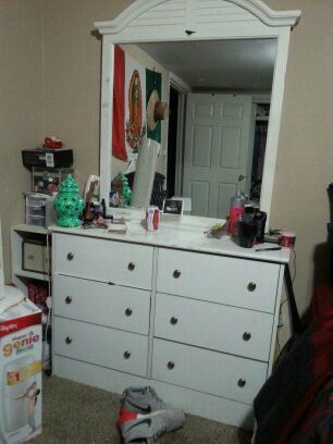Vanity dresser with mirror