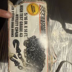 14’ 5/16” chain grade 43 with 2 clevis  hooks used has residual rust, but most chains do that sit$20 in n Lakeland 