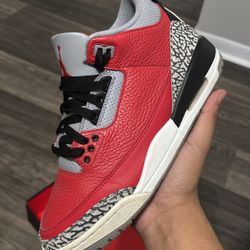 Red Unite 3 Sz 8 No Box