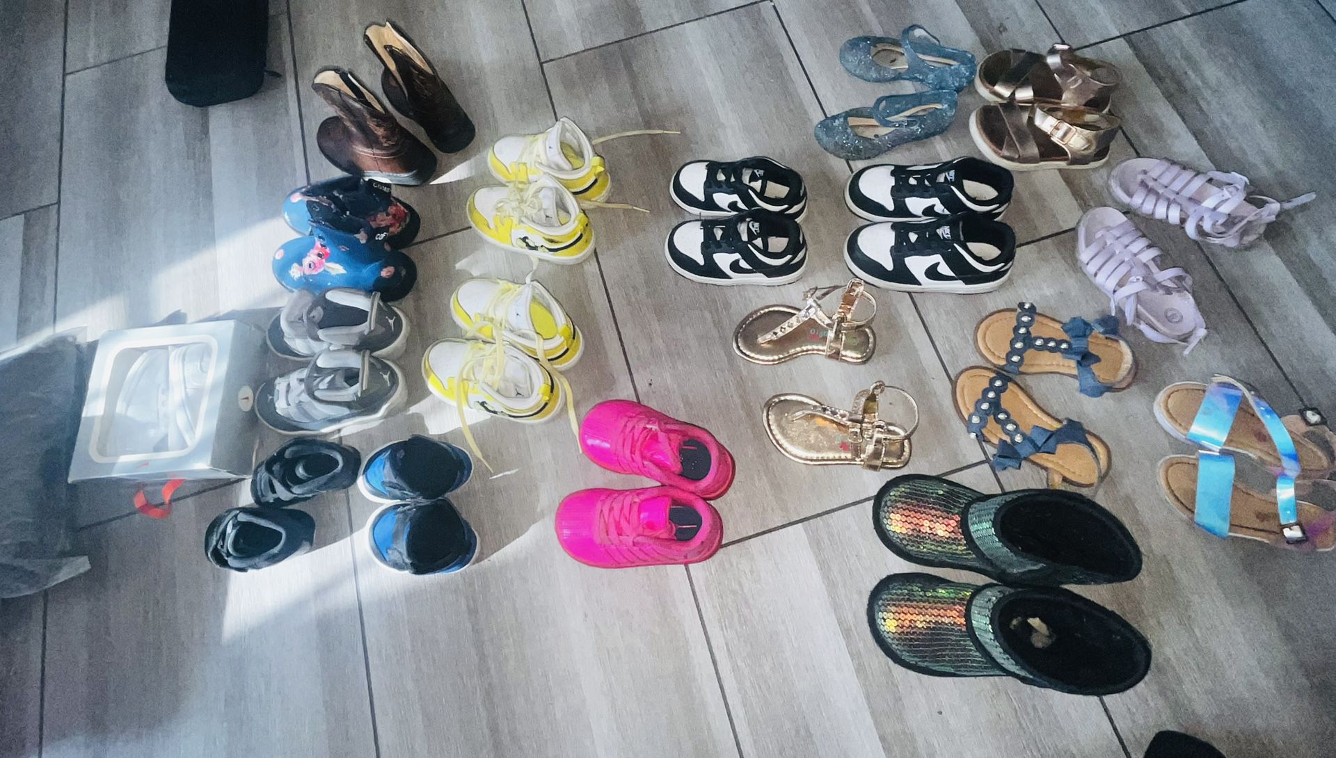 Toddler Shoes - Jordans, Kswiss, Uggs, Pandas, Sandals, Boots