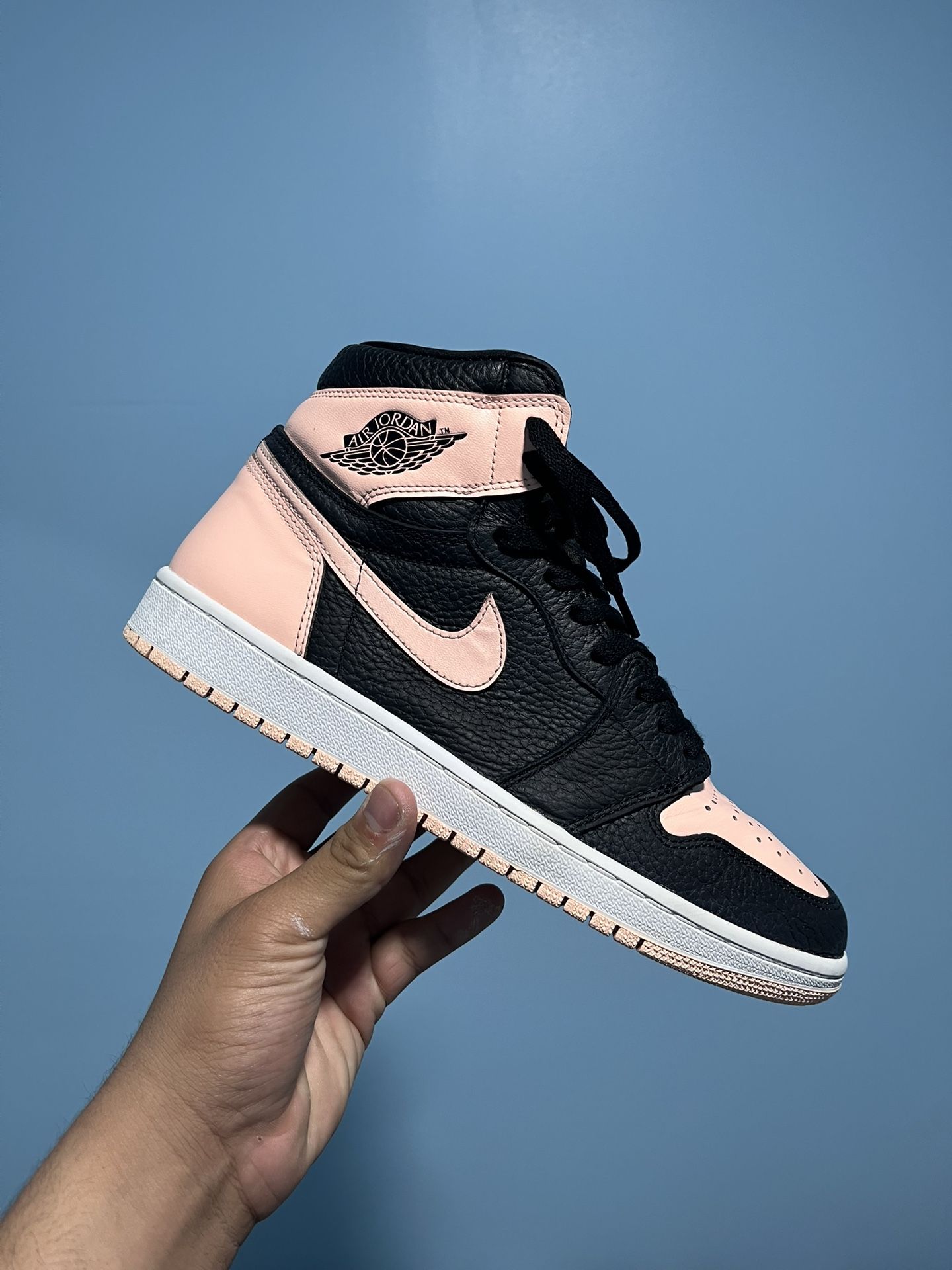Air Jordan 1 Retro High OG Crimson Tint