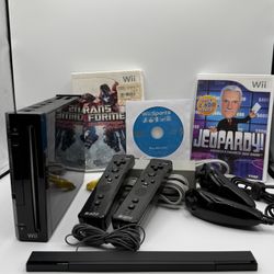 Black Nintendo Wii Sports Bundle - Tested And Working - (RVL-001)