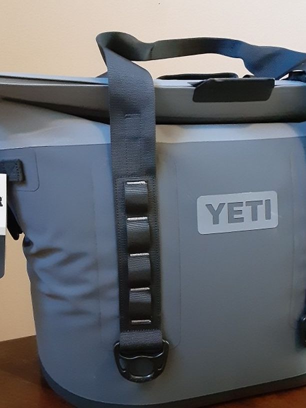 New Yeti Hopper M30 Wide Mouth Cooler $300