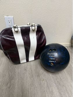 Rare vintage retro Brunswick Crown Jewel blue 10 lb bowling ball and bowling bag