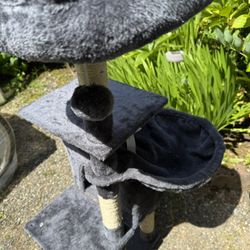 Cat Scratching Post, Bed And Lookout