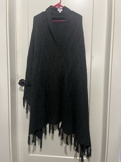Women’s Sweater Shawl