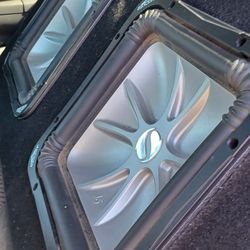 Speakers 